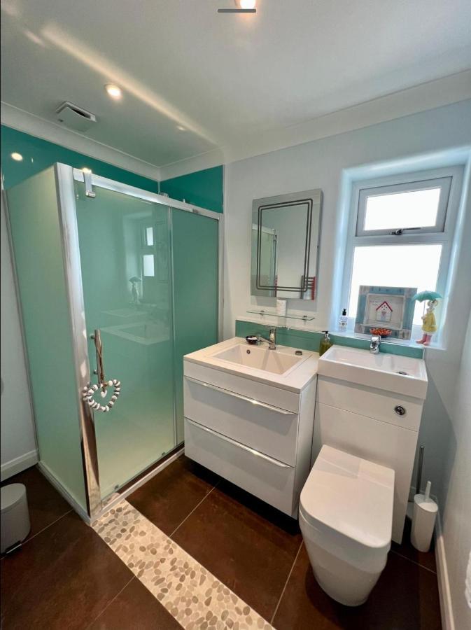 Seaspot Is A 1 Bed Annex Ground Floor Apartment At Stunning Broadsands Beach Nr Brixham! Churston Ferrers Exteriör bild